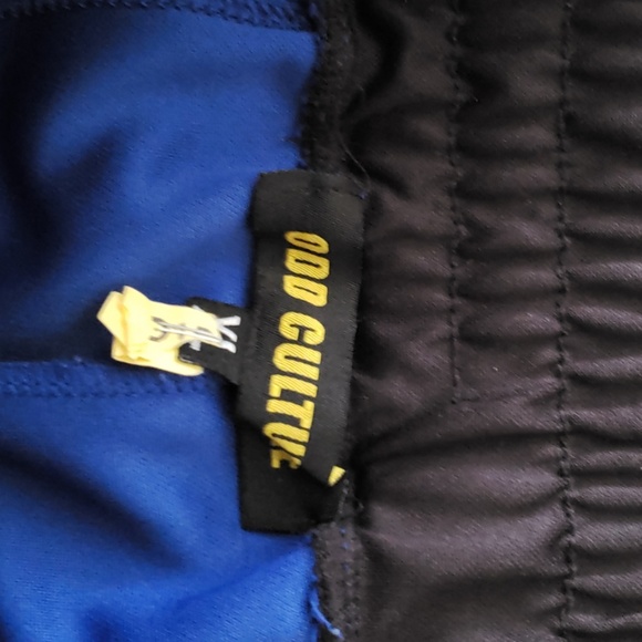 Cleaning out my closet - Picture 3 of 4